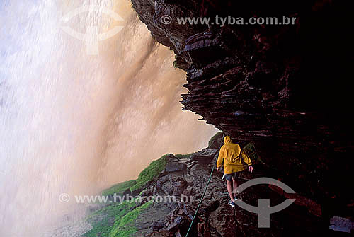  Tourist - Waterfall - 