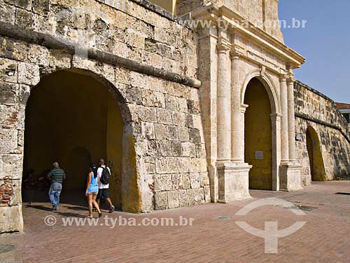  La Boca del Puente - Torre del Reloj (Clock Tower) - Portal de los Dulces - Cartagena - Colombia February 2007 