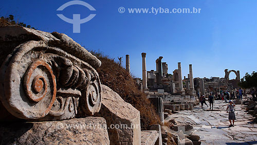  Ephesus archeological site (100 years BC) - Turkey - 10/2007 