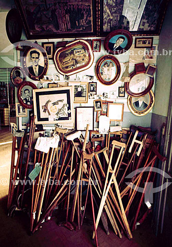  Room of former vow 