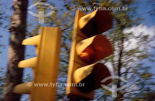  Traffic lights 