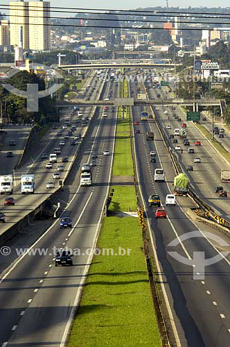  Via Dutra highway (BR-116) near Guarulhos city - Sao Paulo state - Brazil 