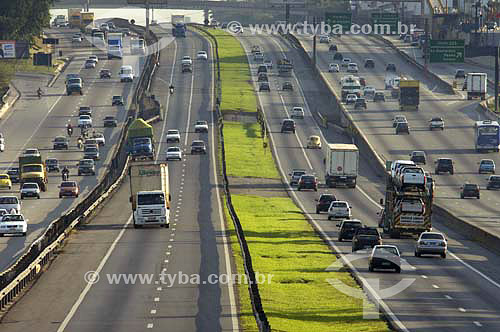  Via Dutra highway (BR-116) near Guarulhos city - Sao Paulo state - Brazil 
