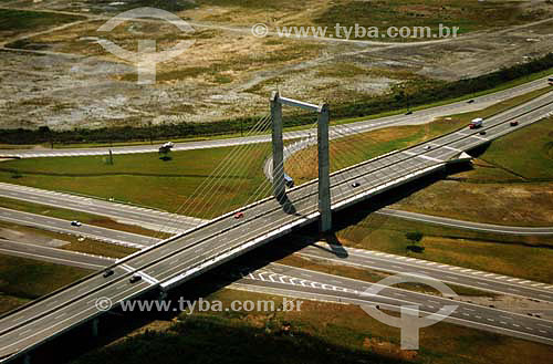  Rodovia dos Imigrantes highway crossing at Baixada - 
