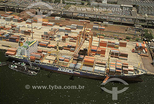  Exports - Cargo ship anchored at Rio de Janeiro city Port - Rio de Janeiro state - Brazil 