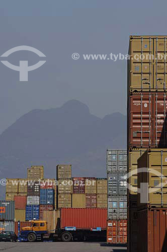  Export - Containers - Rio de Janeiro city Port - Rio de Janeiro state - Brazil - August 2006 