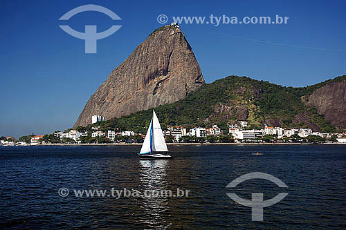  Boat - Botafogo Cove - Urca neigbourhood and Suggar Loaf in the background - Rio de Janeiro city - Rio de Janeiro state - Brazil - July 2006 