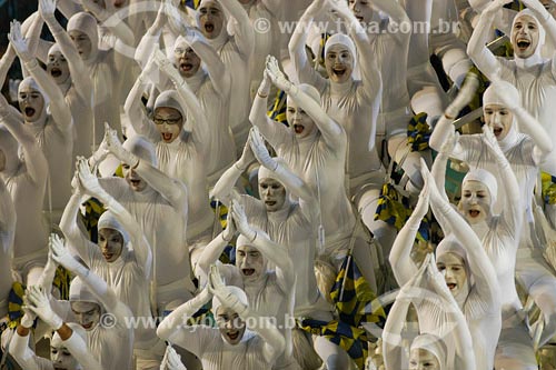  Subject: Parade of Unidos da Tijuca samba school Place: Sambadrome - Rio de Janeiro city - Rio de Janeiro state Date: Carnival 2005 