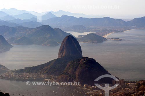  Subject: View of the Sugar Loaf Mountain with Niteroi city on the background Place: Rio de Janeiro city - Rio de Janeiro state Date: 26/06/2004 