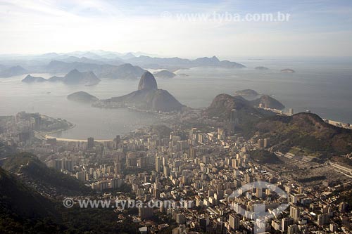  Subject: View of Botafogo neighbourhood with the Sugar Loaf Mountain on the background Place: Rio de Janeiro city - Rio de Janeiro state Date: 26/06/2004 