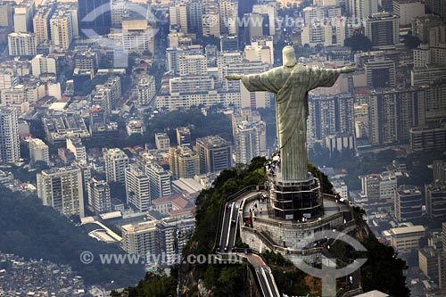  Subject: Christ the Redeemer with Botafogo neighbourhood on the background Place: Rio de Janeiro city - Rio de Janeiro state Date: 17/06/2006 