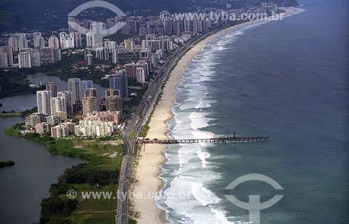  Subject: Barra beach Place: Barra da Tijuca neighbourhood - Rio de Janeiro city - Rio de Janeiro state Date:  