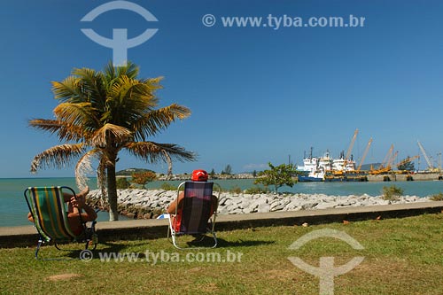  Subject: Pier, with Macae port on the background Place: Macae city - Rio de Janeiro state Date: 20/06/2004 