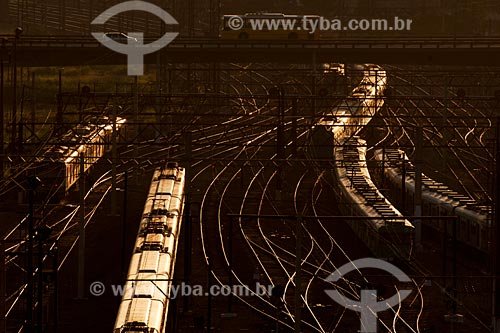 Subject: Trains on the Central do Brasil railway / Place: Rio de Janeiro city center - Rio de Janeiro state / Date: 03/2008 
