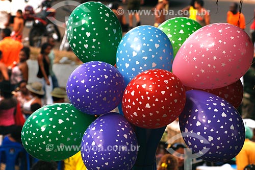  Subject: Baloons, folkloric event in Madre Deus neighbourhood, near Sao Pedro chapel / Place: Sao Luis city - Maranhao state / Date: 08/2008 