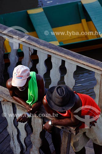  Subject: Fishermen on the shore of Pindare river / Place: Pindare-Mirim town - Maranhao state / Date: 08/2008 