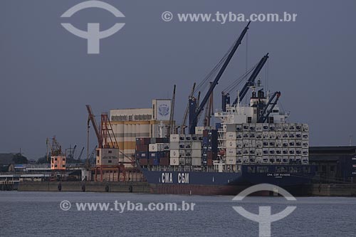  Subject: Cargo Boat - Containers transportation - Belem`s Harbor / Place: Belem City - Para State - Brazil / Date: 10/13/2008 