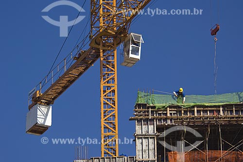  Subject: Crane - Civil construction / Place: Sao Paulo City - Sao Paulo State / Date: 06/2006 