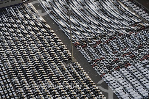  Subject: Aerial view of Rio de Janeiro Port - Courtyard with cars / Place: Rio de Janeiro City - Rio de Janeiro State - Brazil / Date: November 2008 