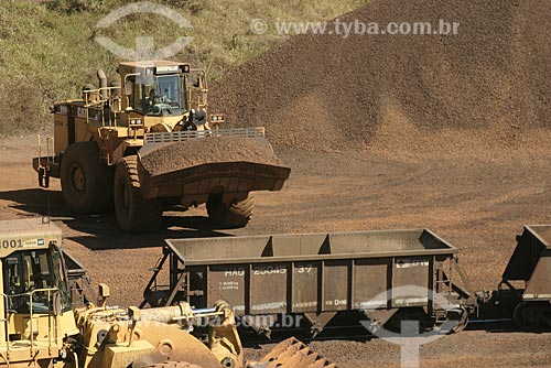  Subject: Alegria Mine - Loading of Iron Ore - Vale do Rio Doce / Place: Mariana City - Minas Gerais State - Brazil / Date: August 2007 