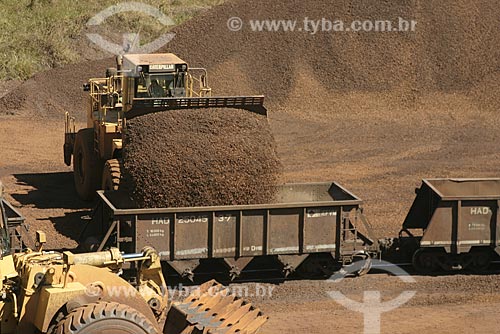  Subject: Alegria Mine - Loading of Iron Ore - Vale do Rio Doce / Place: Mariana City - Minas Gerais State - Brazil / Date: August 2007 