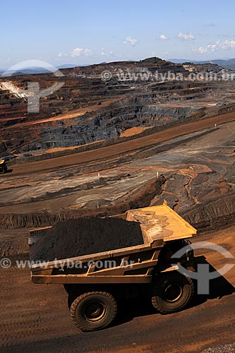  Subject: Transport of Iron Ore - Alegria Mine / Place: Maria City - Minas Gerais State - Brazil / Date: April 2009 