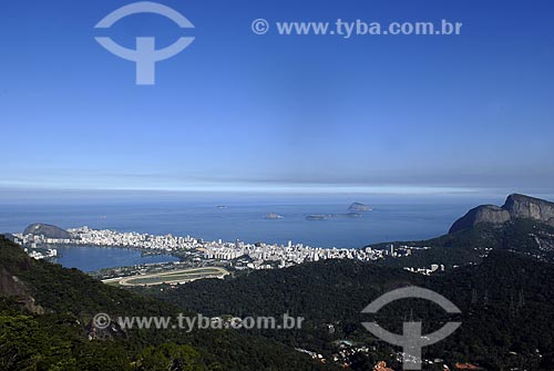  Subject: Tijuca Forest and Rio de Janeiro south zone. Ipanema, Leblon and Lagoa Rodrigo de Freitas (Rodrigo de Freitas Lake). Atmosphere pollution during winter / Place: Rio de Janeiro city - Rio de Janeiro State - Brazil / Date: 2008 