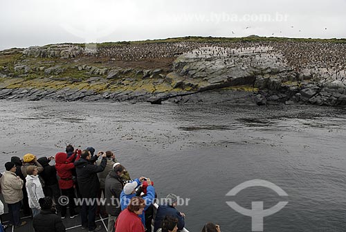  Subject: Catamaran tour to Isla Los Lobos and to the 