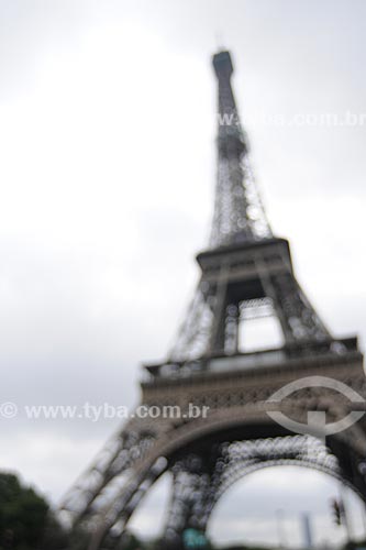  Subject: Eiffel Tower / Place: Paris - France / Date: May 2009 