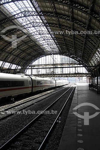  Subject: Central Train Station / Place: Amsterdam - Netherlands / Date: May 2009 