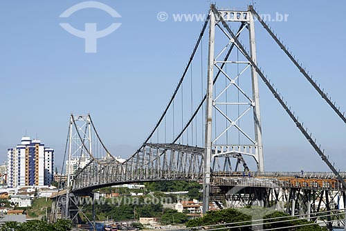  Subject: Hercilio Luz Bridge / Place: Florianopolis City - Santa Catarina State - Brazil / Date: December 2007 