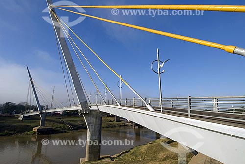  Subject: Governador Joaquim Macedo footbridge over Acre River / Place: Rio Branco City - Acre State - Brazil / Date: June 2008 