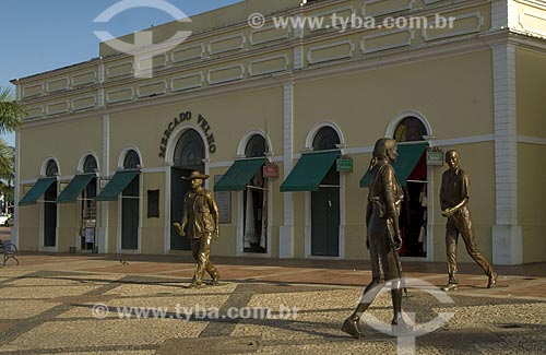  Subject: Municipal Market of Rio Branco (built in the decade of 20), today is called 