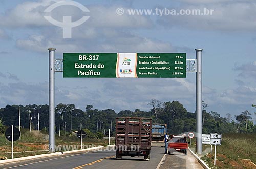  Subject: Estrada do Pacifico (Pacific Highway) - BR 317 / Place: Rio Branco City - Acre State - Brazil / Date: June 2008 