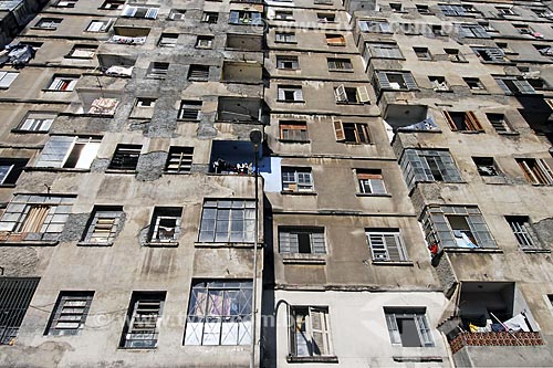  Subject: Old Building - Bairro da Luz (Luz Neighborhood) / Place: Sao Paulo City - Sao Paulo State - Brazil / Date: January 2008 