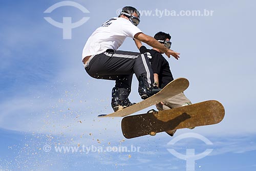  Subject: Sandboarding  - Dunes of Joaquina Beach / Place: Florianopolis City - santa Catarina State - Brazil / Date: April 2009 