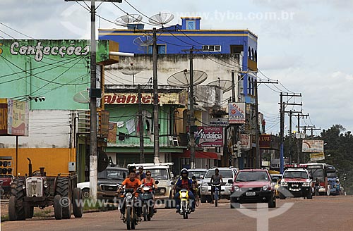  Subject: Traffic in Dionisio Bentes avenue / Place: Tome-Acu city - Para state - Brazil / Date: April 2009 