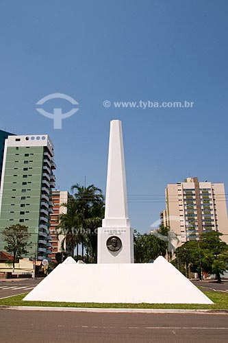  Subject: Obelisk of  Afonso Pena Avenue, in Campo Grande city / Place: Campo Grande city - Mato Grosso do Sul state / Date: October 2008 