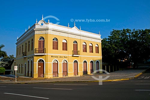  Subject: Cultural Center Morada dos Bais / Place: Campo Grande city - Mato Grosso state - Brazil / Date: October 2008 