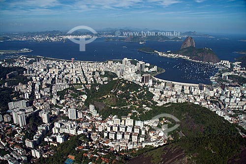  Subject: Aerial view of the Southern Zone of Rio de Janeiro - Neighborhoods of Laranjeiras, Flamengo and Botafogo with Guanabara bay and the Sugar Loaf in the background / Place: Rio de Janeiro city - Rio de Janeiro state - Brazil / Date: October 20 