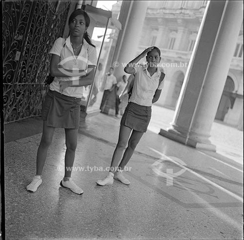  Subject:  Young students /    Local:   Havana - Cuba  / Date: october 2009 