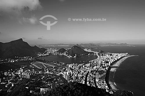  View of the Southern Zone of Rio de Janeiro city from the top of Dois Irmaos mountain  - Rio de Janeiro city - Rio de Janeiro state (RJ) - Brazil