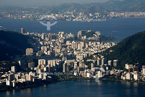  View of Humaita neighborhood and of Lagoa Rodrigo de Freitas, from the top of Dois Irmaos mountain  - Niteroi city - Rio de Janeiro state (RJ) - Brazil