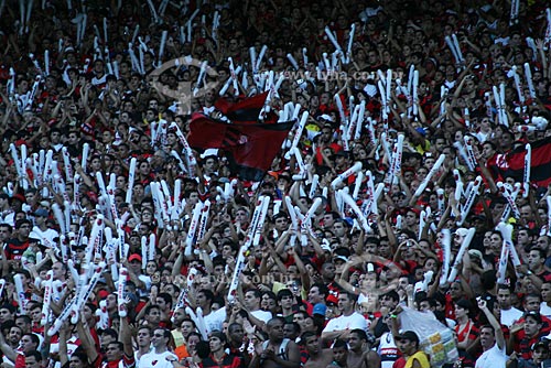  Subject: Supporters of the Flamengo soccer team at the Mario Filho stadium (Maracana) - Flamengo x Santos  / Place:  Maracana neighborhood - Rio de Janeiro city - Rio de Janeiro state - Brazil  / Date: 31/10/2009 