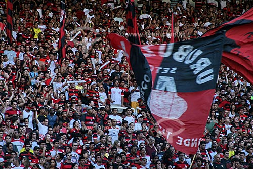  Subject: Supporters of the Flamengo soccer team at the Mario Filho stadium (Maracana) - Flamengo x Santos  / Place:  Maracana neighborhood - Rio de Janeiro city - Rio de Janeiro state - Brazil  / Date: 31/10/2009 