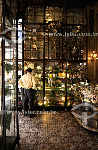  Subject: Interior of the Confeitaria Colombo, a confectionery store in the city center of Rio de Janeiro - Architecture in Art Nouveau style  / Place:  Rio de Janeiro city - Rio de Janeiro state - Brazil  / Date: Agosto de 2009 