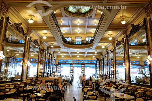  Subject: Interior of the Confeitaria Colombo, a confectionery store in the city center of Rio de Janeiro - Architecture in Art Nouveau style  / Place:  Rio de Janeiro city - Rio de Janeiro state - Brazil  / Date: Agosto de 2009 