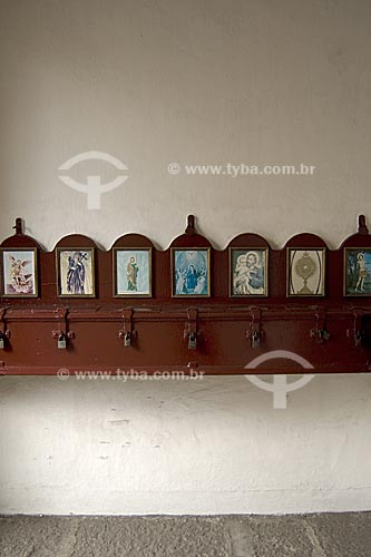  Subject: Alms box of the Santa Rita church, at the Marechal Floriano avenue, former Larga street  / Place:  Rio de Janeiro city - Rio de Janeiro state - Brazil  / Date: 02/2008 