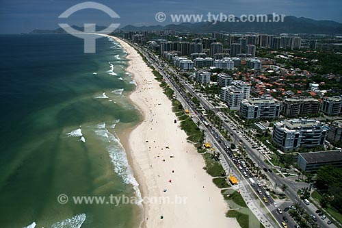 Subject: Aerial view of Barra da Tijuca neighborhood with the Pedra da Gavea (Gavea stone) in the background  / Place:  Rio de Janeiro city - Rio de Janeiro state - Brazil  / Date: 11/2009 