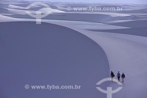  Subject: Tourism in the dunes of sand - Lencois Maranhenses (Maranhenses Water Tables)  / Place: Maranhao State - Brazil  / Date: 2008 